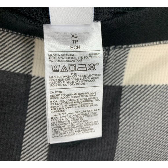 Old Navy Leggings Thermal Black Buffalo Plaid Print Pull On NWT - Picture 7 of 10